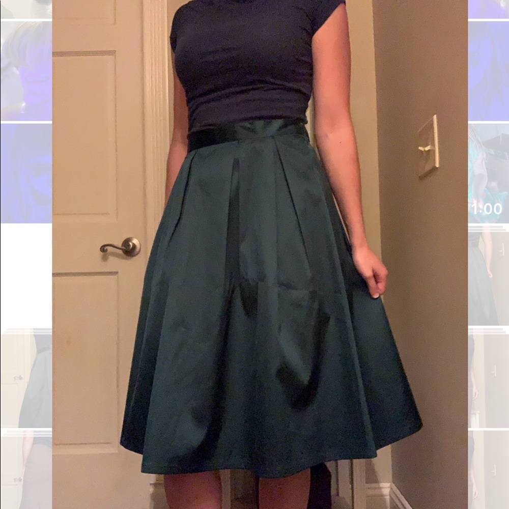 Emerald city skirt forever 21